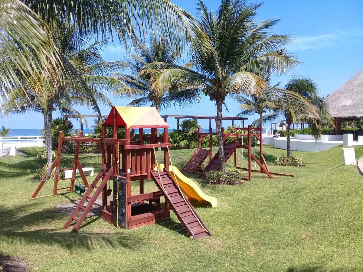 Swim The Caribbean & Work With A View Apartment Канкун Екстериор снимка