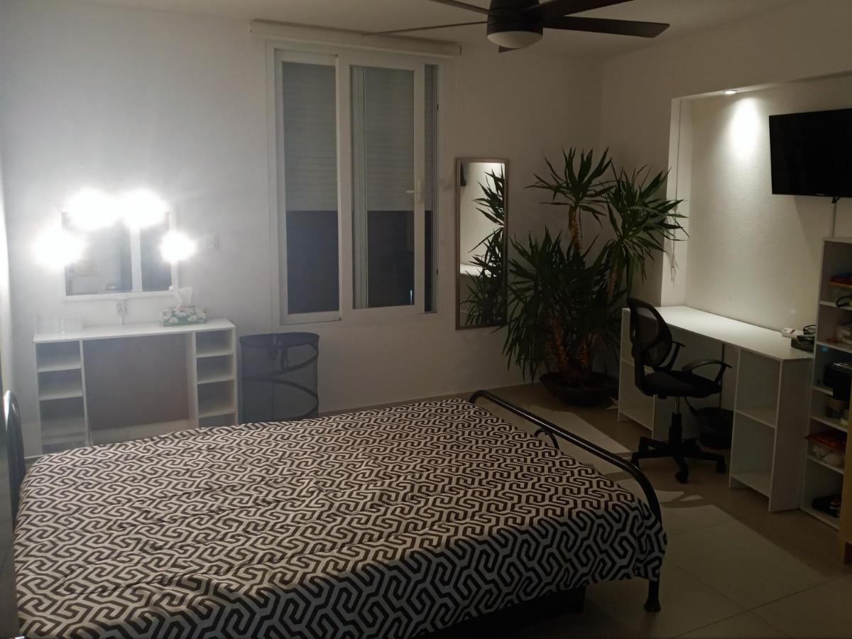 Swim The Caribbean & Work With A View Apartment Канкун Екстериор снимка